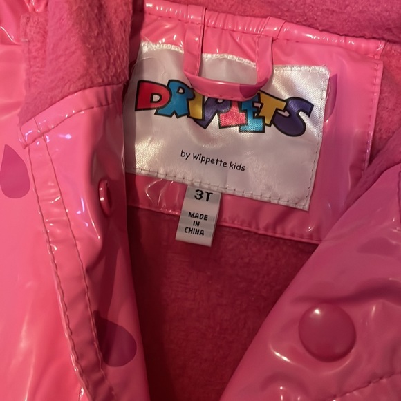 Driplets Adorable Strawberry 3T Raincoat - Picture 2 of 4